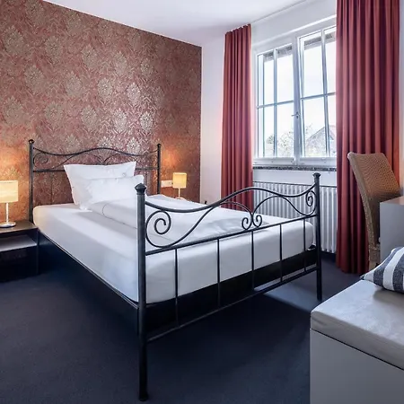 Neugarten (adults Only) מלון הגנאו